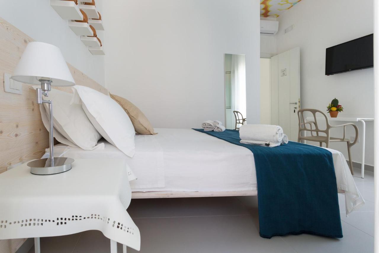 L'Uomo E Il Mare Bed & Breakfast Gallipoli Bagian luar foto